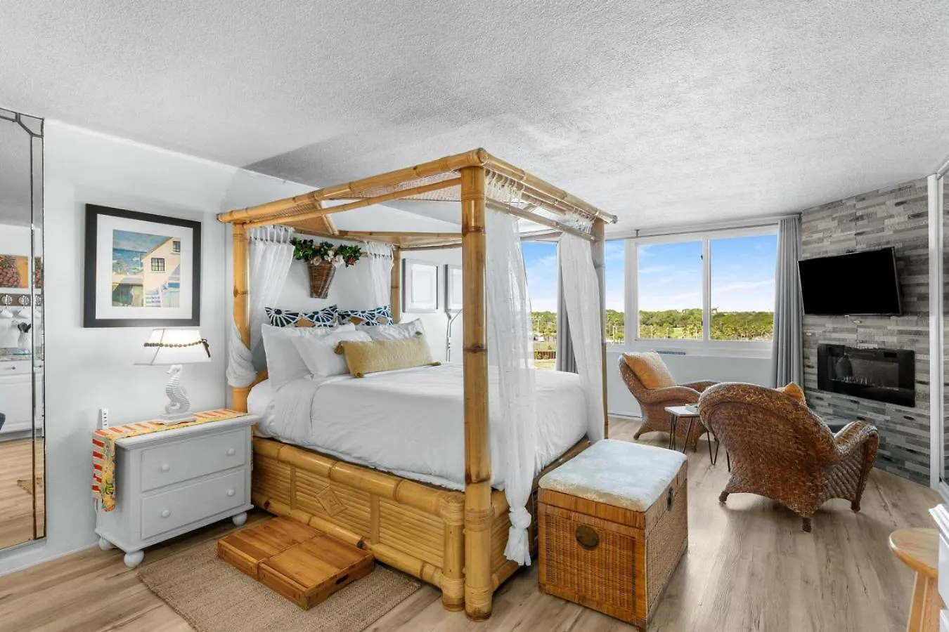 Top Of The Gulf 620 - Beach Front Resort - Ocean View Couples Retreat Panama City Beach